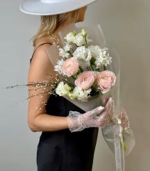 Букет из ранункулюсов, эустомы 0206