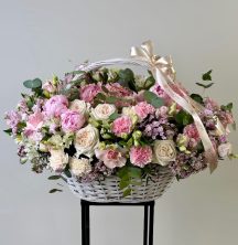 Корзина с цветами "Розовое счастье"