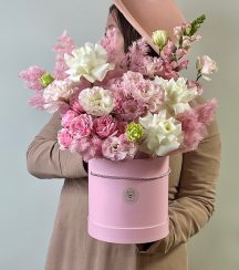 Коробка с цветами "Зефирный рассвет"