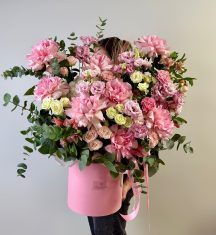 Коробка с цветами "Розовый шёлк"