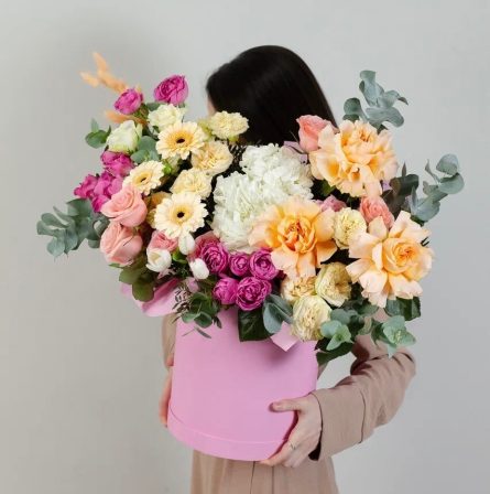 Коробка с цветами "Конфитти"